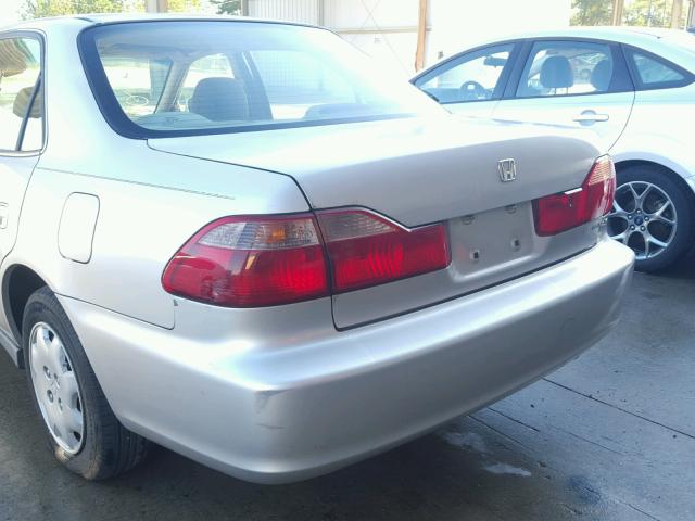 1HGCG5645XA116722 - 1999 HONDA ACCORD GRAY photo 9