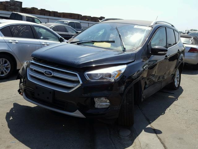 1FMCU9J90JUB48299 - 2018 FORD ESCAPE TIT BLACK photo 2