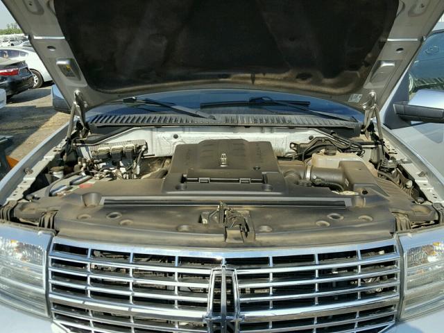 5LMJJ2J5XDEL05031 - 2013 LINCOLN NAVIGATOR 银色 照片 7