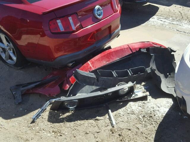 1ZVBP8CH9A5157533 - 2010 FORD MUSTANG GT RED photo 9