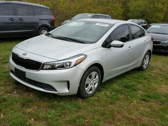 3KPFL4A71HE085616 - 2017 KIA FORTE SILVER photo 2