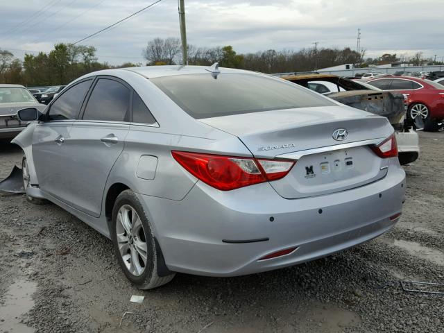 5NPEC4AC5BH098994 - 2011 HYUNDAI SONATA SE 银色 照片 3