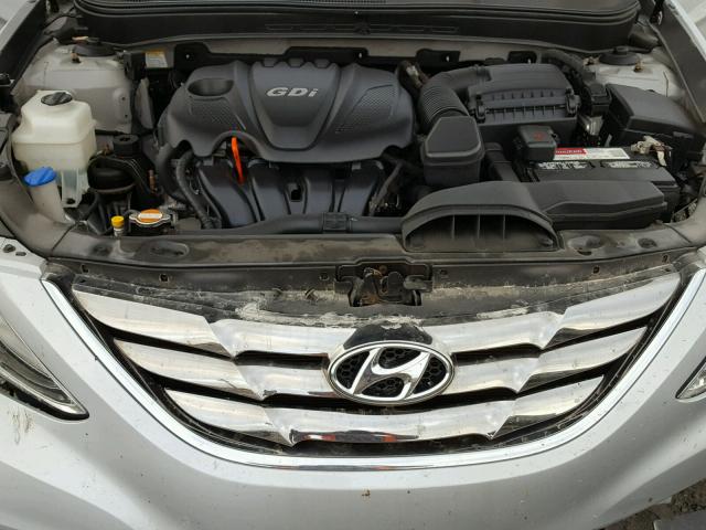 5NPEC4AC5BH098994 - 2011 HYUNDAI SONATA SE 银色 照片 7