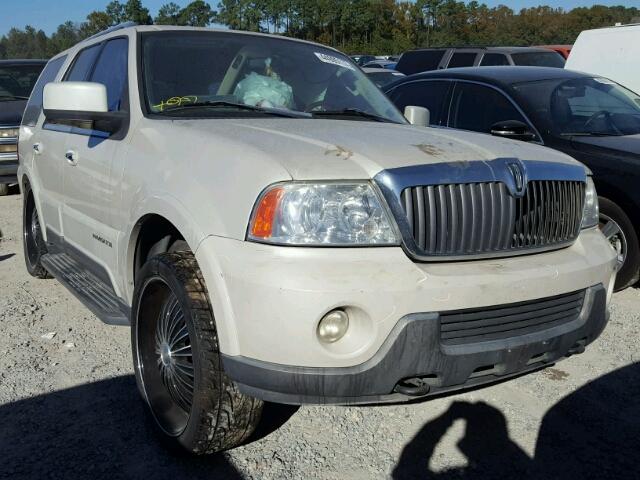 5LMFU27R74LJ41269 - 2004 LINCOLN NAVIGATOR თეთრი ფოტო 1