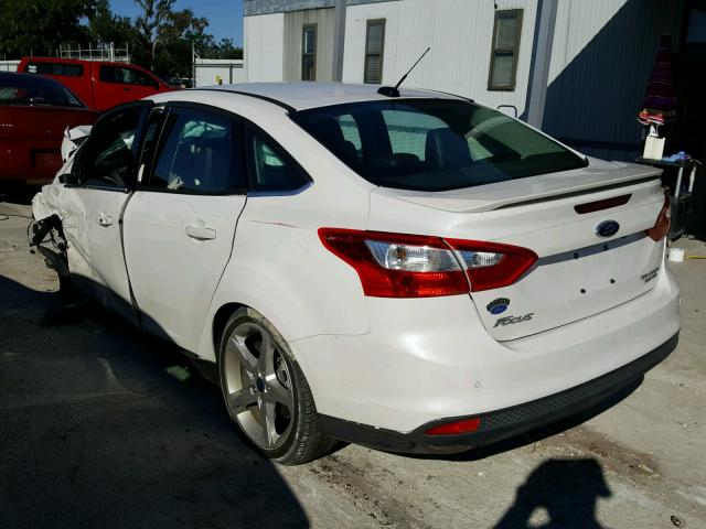 1FADP3J21EL159720 - 2014 FORD FOCUS TITA WHITE photo 3