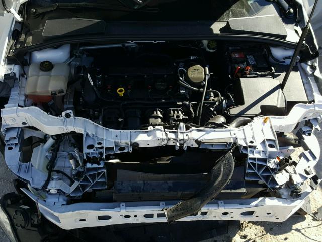 1FADP3J21EL159720 - 2014 FORD FOCUS TITA WHITE photo 7