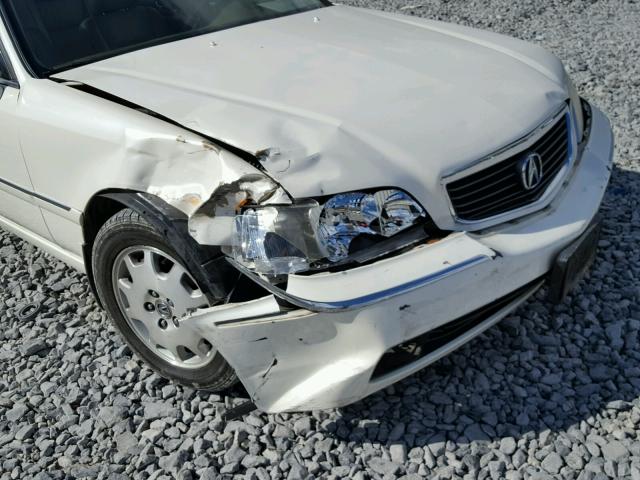 JH4KA96604C008284 - 2004 ACURA 3.5RL WHITE photo 9