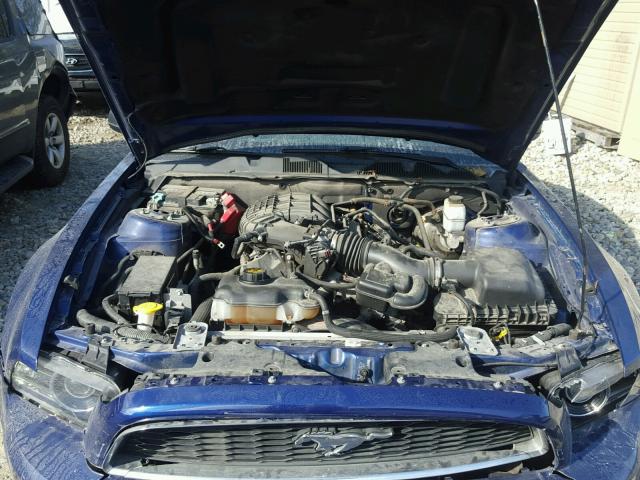 1ZVBP8AM2D5230696 - 2013 FORD MUSTANG BLUE photo 7