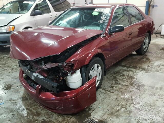 4T1BG22K81U799143 - 2001 TOYOTA CAMRY CE MAROON photo 2