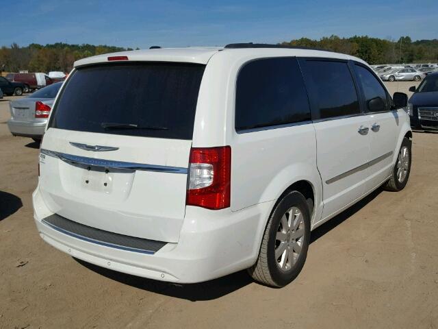 2C4RC1CG2CR170402 - 2012 CHRYSLER TOWN & COU WHITE photo 4