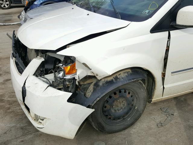 2D8HN54P08R102202 - 2008 DODGE GRAND CARA WHITE photo 9