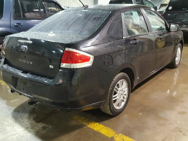 1FAHP35N99W240054 - 2009 FORD FOCUS SE BLACK photo 4