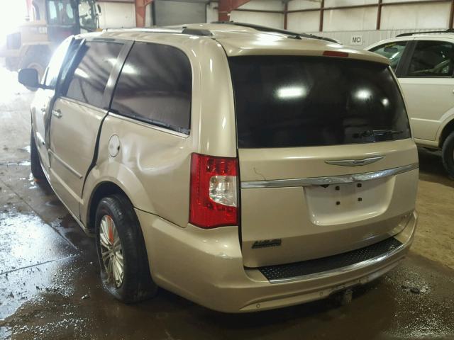 2C4RC1GG7DR745993 - 2013 CHRYSLER TOWN & COU GOLD photo 3