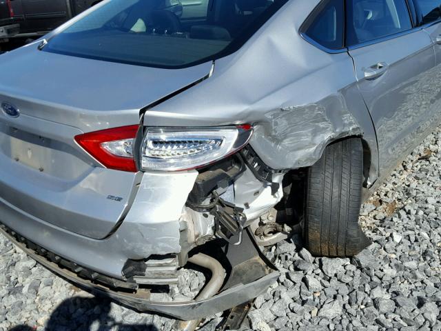 3FA6P0H75DR211567 - 2013 FORD FUSION SE SILVER photo 9