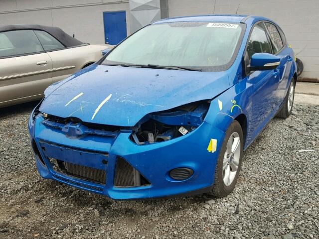 1FADP3K25DL218068 - 2013 FORD FOCUS SE BLUE photo 2