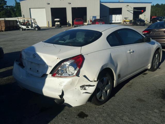 1N4AL24E28C290786 - 2008 NISSAN ALTIMA 2.5 WHITE photo 4