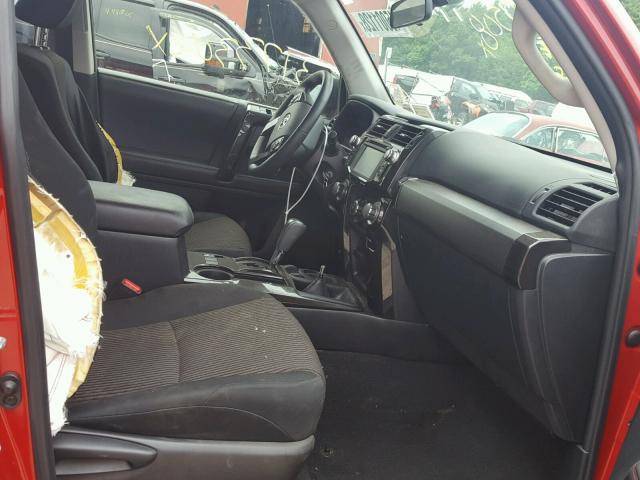 JTEBU5JR6G5402475 - 2016 TOYOTA 4RUNNER SR RED photo 5