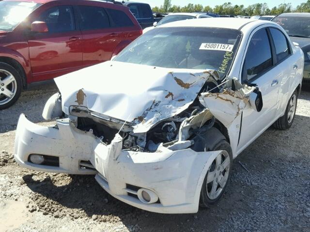 KL1TG56E69B626671 - 2009 CHEVROLET AVEO LT WHITE photo 2