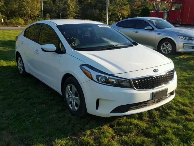 3KPFK4A7XHE077694 - 2017 KIA FORTE WHITE photo 1