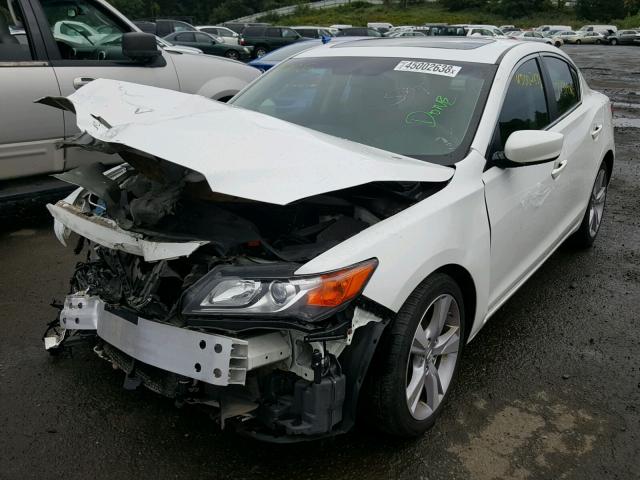 19VDE1F39EE001939 - 2014 ACURA ILX 20 WHITE photo 2