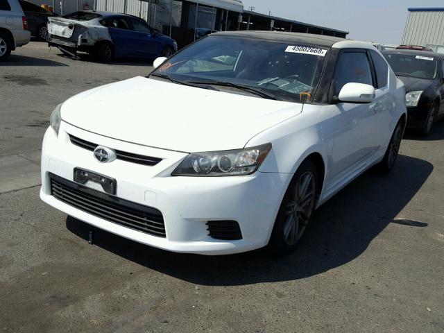JTKJF5C70B3016671 - 2011 TOYOTA SCION TC 白色 照片 2