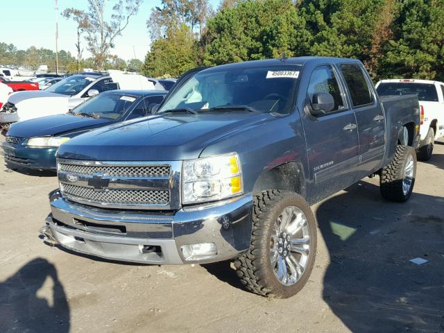 1GCPKSE72CF137761 - 2012 CHEVROLET SILVERADO BLUE photo 2