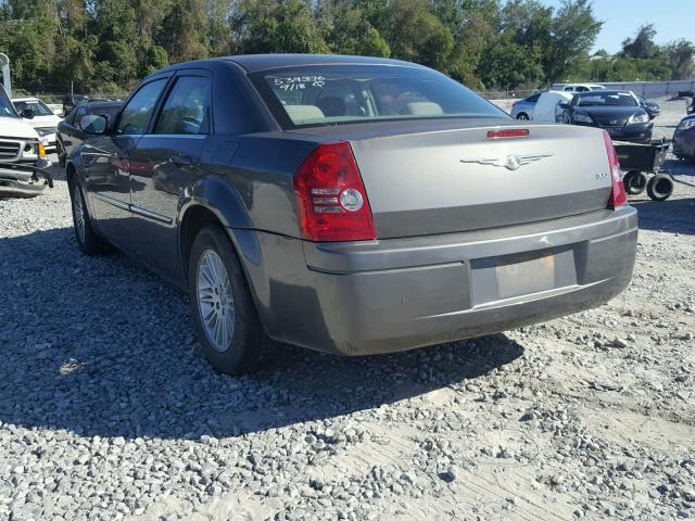 2C3KA43D89H539376 - 2009 CHRYSLER 300 GRAY photo 3