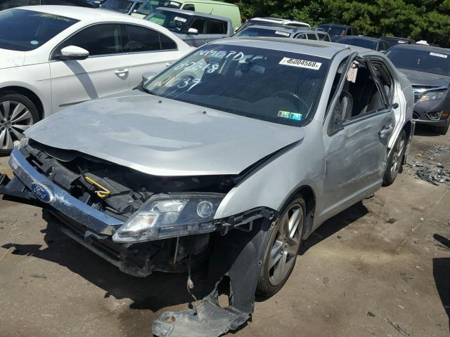 3FAHP0KC3AR277237 - 2010 FORD FUSION SPO SILVER photo 2