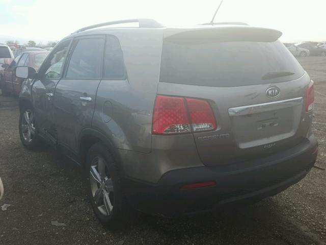 5XYKU4A60DG371375 - 2013 KIA SORENTO EX Boz foto 3