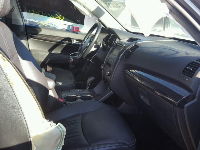 5XYKU4A60DG371375 - 2013 KIA SORENTO EX Boz foto 5