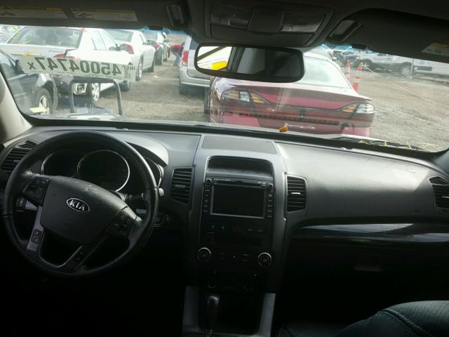 5XYKU4A60DG371375 - 2013 KIA SORENTO EX Boz foto 9