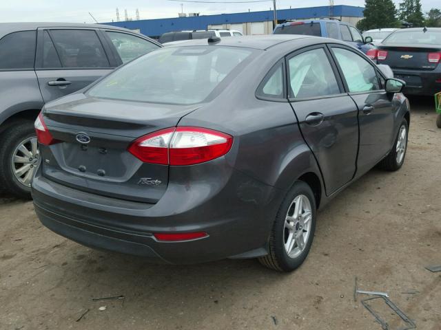 3FADP4BJ0HM135441 - 2017 FORD FIESTA GRAY photo 4