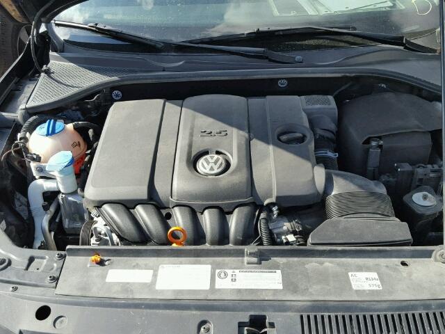 1VWAP7A32DC097530 - 2013 VOLKSWAGEN PASSAT S შავი ფოტო 7