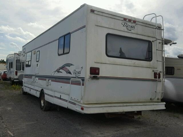 1FDXE40S4WHB69033 - 1998 FORD E450 Biały zdjęcie 3