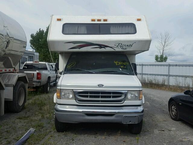 1FDXE40S4WHB69033 - 1998 FORD E450 Biały zdjęcie 9