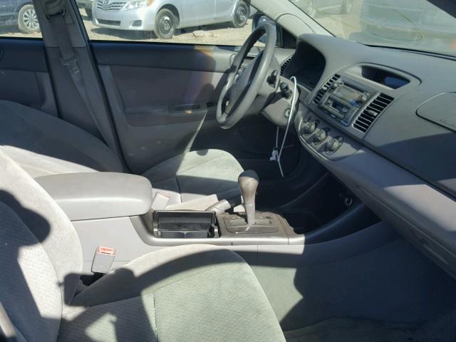 4T1BE32K43U643972 - 2003 TOYOTA CAMRY LE GREEN photo 5