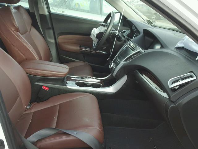 19UUB2F51HA007427 - 2017 ACURA TLX TECH WHITE photo 5