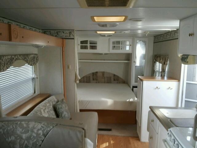 4YDT2802835904044 - 2003 KEYSTONE OUTBACK WHITE photo 5