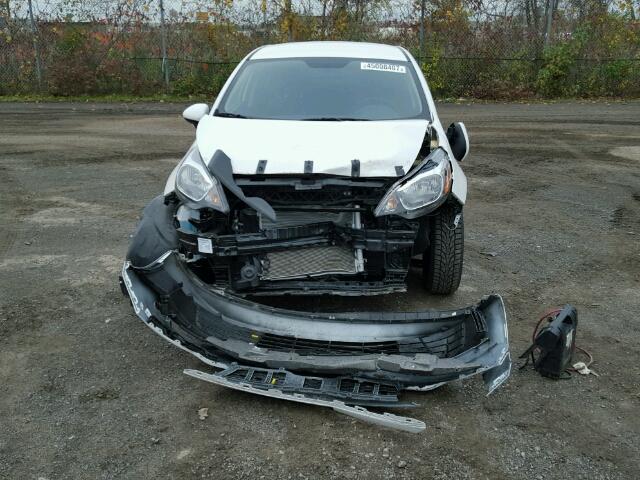 KNADM4A34H6065381 - 2017 KIA RIO LX Սպիտակ լուսանկար 9
