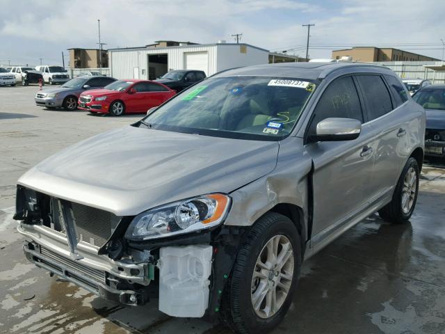 YV440MDK5F2724989 - 2015 VOLVO XC60 T5 GOLD photo 2