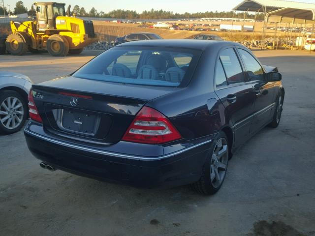 WDBRF52H57F916765 - 2007 MERCEDES-BENZ C 230 BLUE photo 4