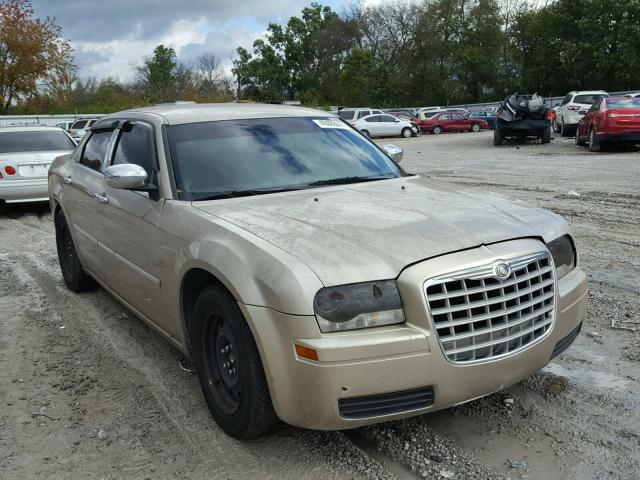 2C3KA43R47H693172 - 2007 CHRYSLER 300 GOLD photo 1