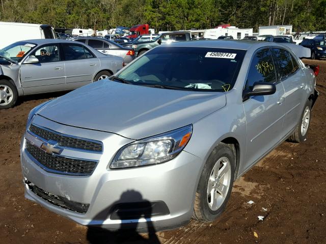 1G11B5SA8DF162102 - 2013 CHEVROLET MALIBU SILVER photo 2