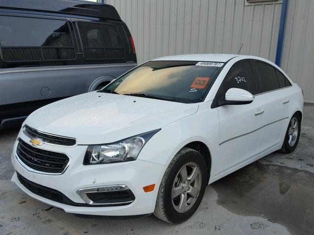 1G1PC5SB8F7250287 - 2015 CHEVROLET CRUZE LT WHITE photo 2