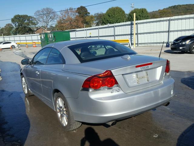 YV1MC672X8J054036 - 2008 VOLVO C70 T5 SILVER photo 3