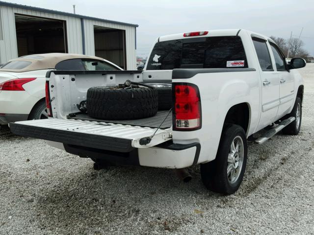 3GTP2XE23BG274500 - 2011 GMC SIERRA K15 WHITE photo 4