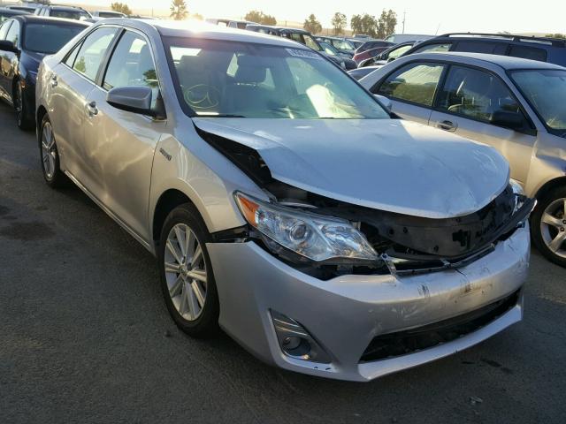 4T1BD1FK6CU047344 - 2012 TOYOTA CAMRY HYBR SILVER photo 1