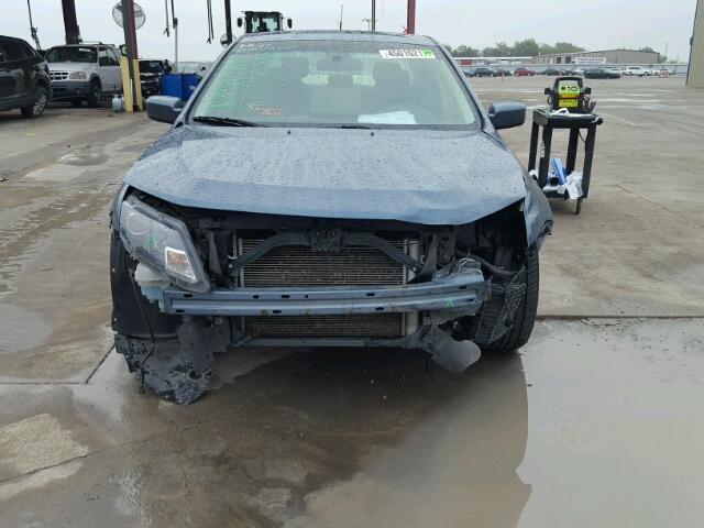 3FAHP0HA2CR214221 - 2012 FORD FUSION SE BLUE photo 9