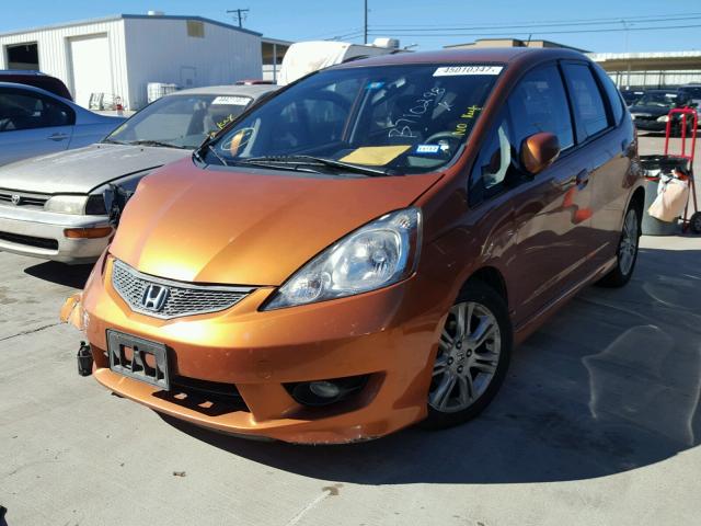 JHMGE8H42AS025413 - 2010 HONDA FIT SPORT ORANGE photo 2