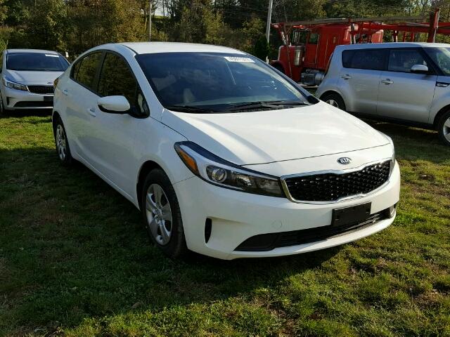 3KPFK4A70HE077705 - 2017 KIA FORTE WHITE photo 1